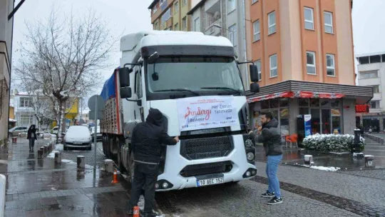 Sındırgı'dan deprem bölgesine yardım seferberliği devam ediyor