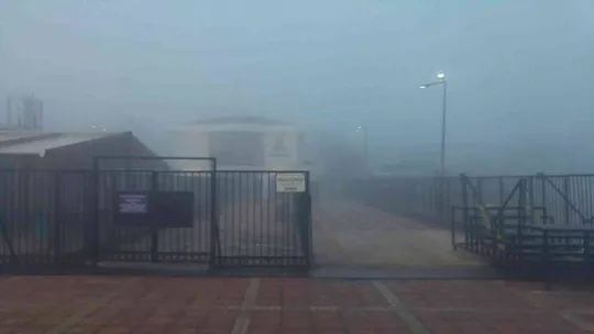 Sis Adalar'ı esir aldı