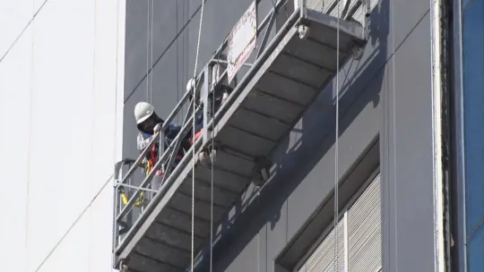 Şişli'de kule inşaatındaki asansörde mahsur kalan 2 işçi kurtarıldı