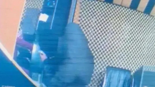 Şişli'de uluslararası para transfer merkezine güpegündüz silahlı gasp girişimi