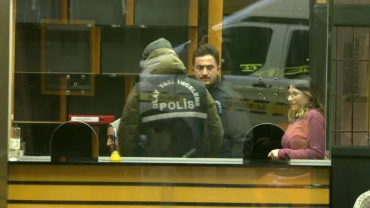 Şişli'de uluslararası para transfer merkezine güpegündüz silahlı gasp girişimi