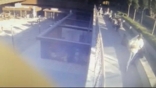 Şişlide cins köpek hırsızlığı kamerada: Köpek, polis baskınıyla kurtarıldı