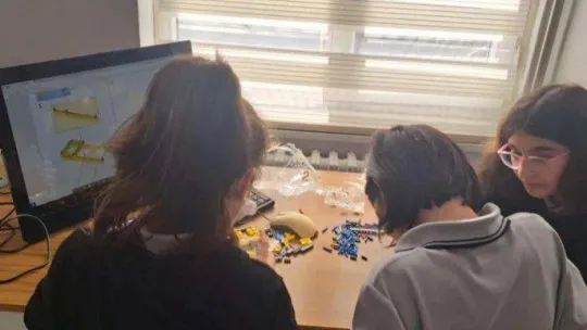 Söğüt Ertuğrulgazi Ortaokulunda robotik kodlama heyecanı