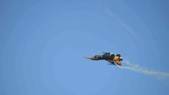 SOLOTÜRK'ten muhteşem prova: Hava akrobasisi nefes kesti