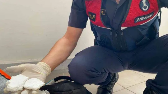 Sörf tahtasından 4 kilo uyuşturucu çıktı