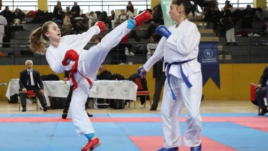 Spor kenti Gaziosmanpaşa'da, bu kez karate rüzgarı esti