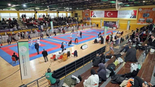 Spor kenti Gaziosmanpaşa'da, bu kez karate rüzgarı esti
