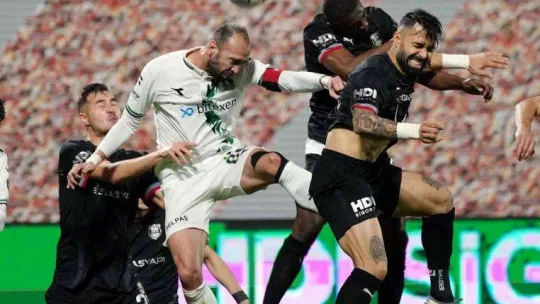 Spor Toto 1. Lig: Pendikspor: 3 - Sakaryaspor: 1