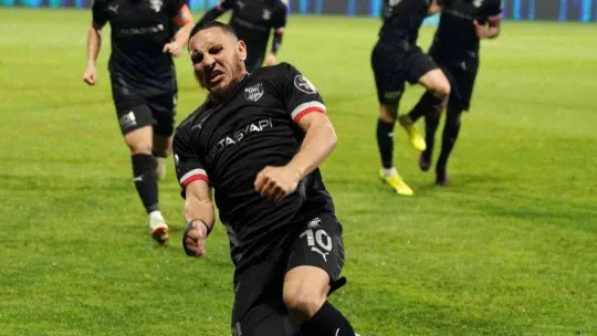 Spor Toto 1. Lig: Pendikspor: 3 - Sakaryaspor: 1