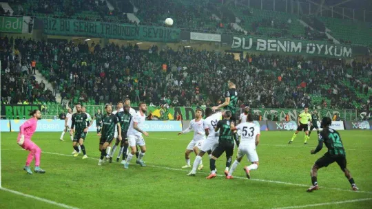 Spor Toto 1. Lig: Sakaryaspor: 3 - Adanaspor: 2