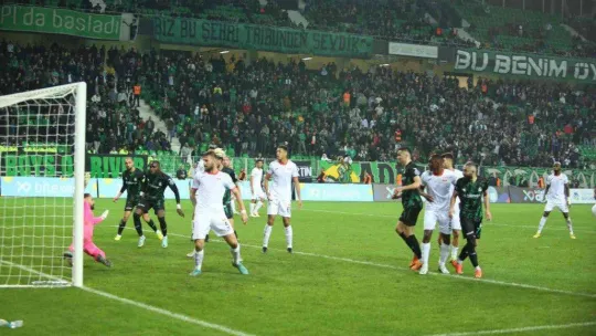 Spor Toto 1. Lig: Sakaryaspor: 3 - Adanaspor: 2