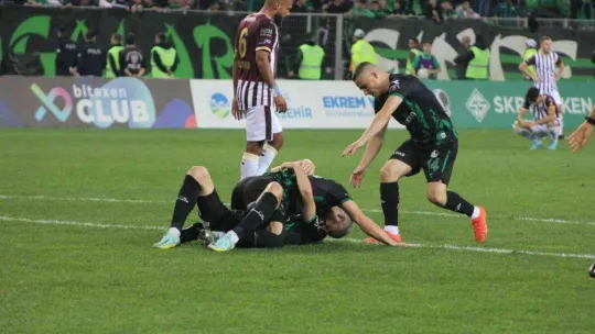 Spor Toto 1. Lig: Sakaryaspor: 4 - Bandırmaspor: 2