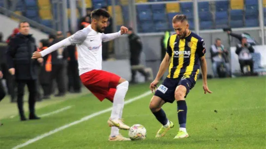 Spor Toto Süper Lig: Ankaragücü: 1 - Ümraniyespor: 1 (İlk yarı)