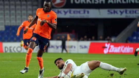 Spor Toto Süper Lig: Başakşehir: 0 - İstanbulspor: 0 (Maç devam ediyor)