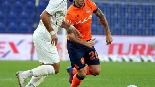 Spor Toto Süper Lig: Başakşehir: 0 - İstanbulspor: 0 (Maç devam ediyor)