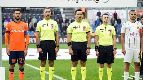 Spor Toto Süper Lig: Başakşehir: 0 - İstanbulspor: 0 (Maç devam ediyor)