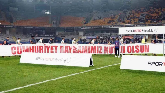 Spor Toto Süper Lig: Başakşehir: 0 - Giresunspor: 0 (Maç devam ediyor)