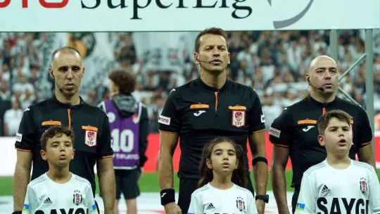 Spor Toto Süper Lig: Beşiktaş: 0 - Fenerbahçe: 0 (Maç devam ediyor)