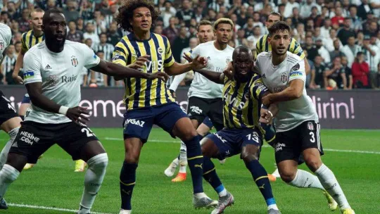 Spor Toto Süper Lig: Beşiktaş: 0 - Fenerbahçe: 0 (Maç devam ediyor)