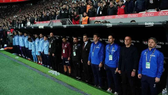 Spor Toto Süper Lig: Beşiktaş: 0 - Trabzonspor: 1 (Maç devam ediyor)