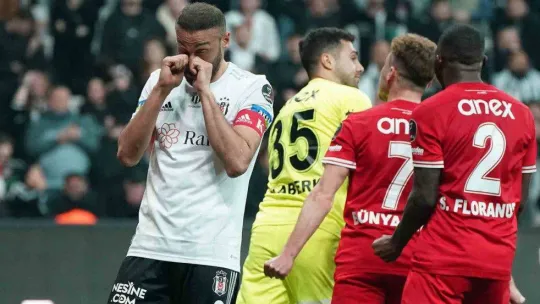 Spor Toto Süper Lig: Beşiktaş: 0 - Antalyaspor: 0 (Maç sonucu)