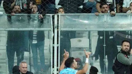 Spor Toto Süper Lig: Beşiktaş: 1 - Trabzonspor: 2 (İlk yarı)