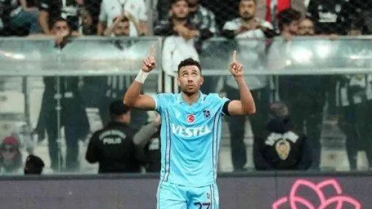 Spor Toto Süper Lig: Beşiktaş: 1 - Trabzonspor: 2 (İlk yarı)
