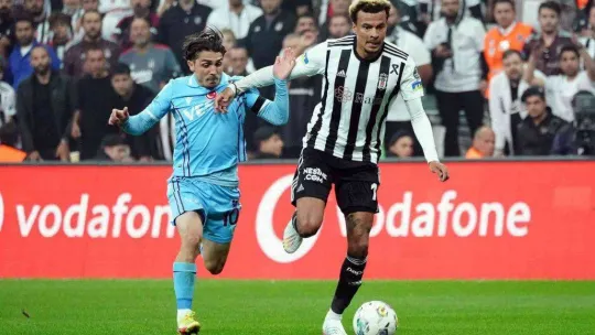 Spor Toto Süper Lig: Beşiktaş: 1 - Trabzonspor: 2 (İlk yarı)