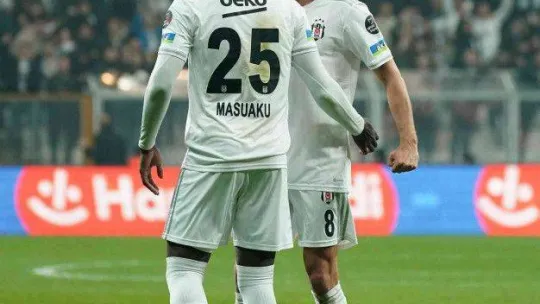 Spor Toto Süper Lig: Beşiktaş: 1 - Adana Demirspor: 0 (Maç devam ediyor)