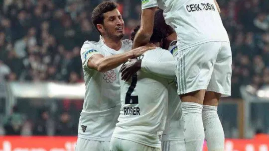 Spor Toto Süper Lig: Beşiktaş: 1 - Adana Demirspor: 0 (Maç devam ediyor)