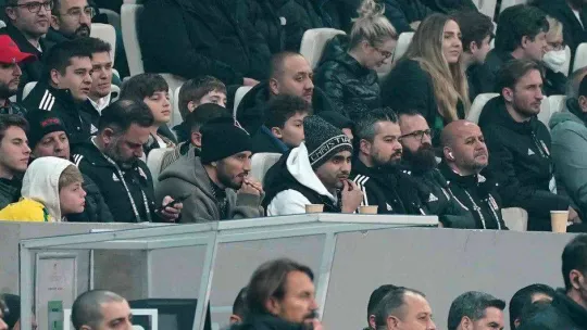 Spor Toto Süper Lig: Beşiktaş: 1 - Adana Demirspor: 0 (İlk yarı)