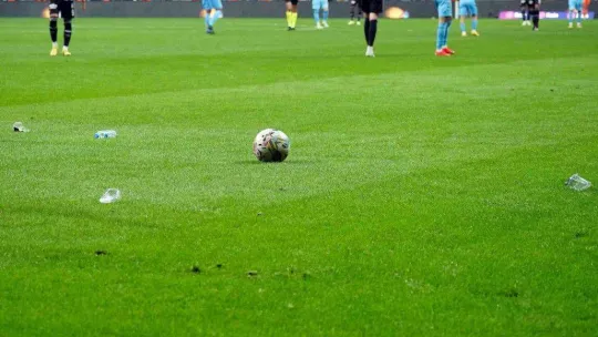 Spor Toto Süper Lig: Beşiktaş: 2 - Trabzonspor: 2 (Maç sonucu)