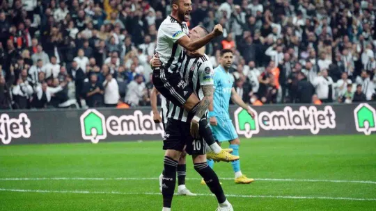 Spor Toto Süper Lig: Beşiktaş: 2 - Trabzonspor: 2 (Maç sonucu)