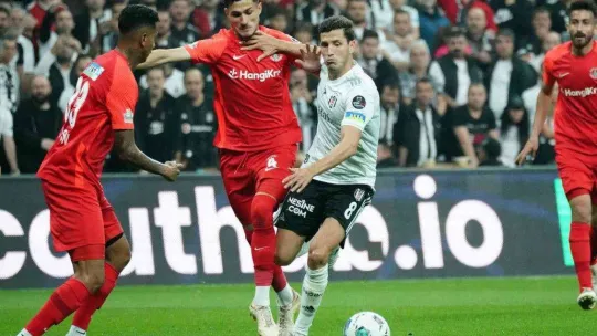 Spor Toto Süper Lig: Beşiktaş: 5 - Ümraniyespor: 2 (Maç sonucu)