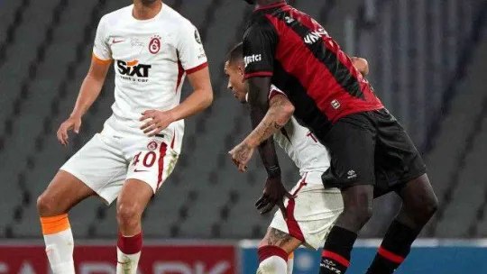 Spor Toto Süper Lig: Fatih Karagümrük: 0 - Galatasaray: 2 (Maç sonucu)