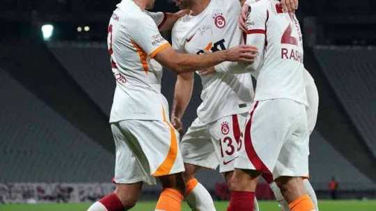 Spor Toto Süper Lig: Fatih Karagümrük: 0 - Galatasaray: 2 (Maç sonucu)
