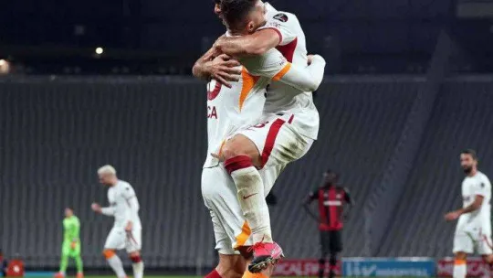 Spor Toto Süper Lig: Fatih Karagümrük: 0 - Galatasaray: 2 (Maç sonucu)