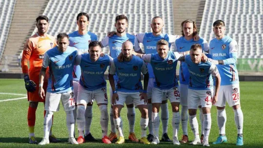 Spor Toto Süper Lig: Fatih Karagümrük: 1 - Gaziantep Futbol Kulübü: 2 (İlk yarı)