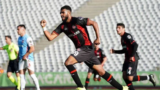 Spor Toto Süper Lig: Fatih Karagümrük: 1 - Gaziantep Futbol Kulübü: 2 (İlk yarı)