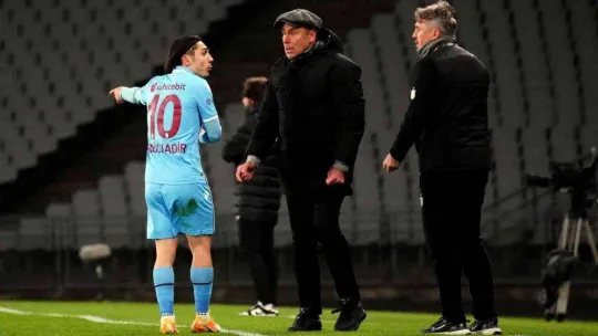 Spor Toto Süper Lig: Fatih Karagümrük: 2 - Trabzonspor: 1 (İlk yarı)