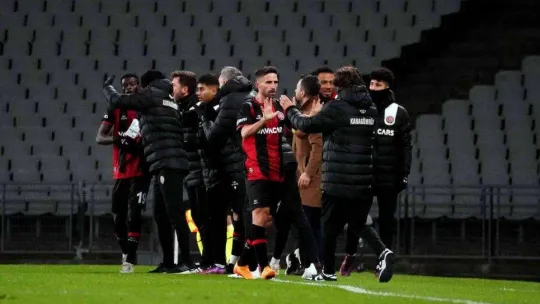 Spor Toto Süper Lig: Fatih Karagümrük: 2 - Trabzonspor: 1 (İlk yarı)