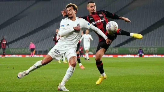 Spor Toto Süper Lig: Fatih Karagümrük: 0 - Beşiktaş: 1 (İlk yarı)