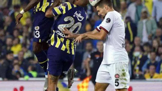 Spor Toto Süper Lig: Fenerbahçe: 5 - Karagümrük: 4 (Maç sonucu)