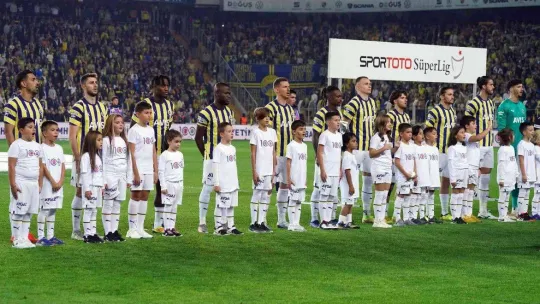 Spor Toto Süper Lig: Fenerbahçe: 0 - Medipol Başakşehir: 0 (Maç devam ediyor)