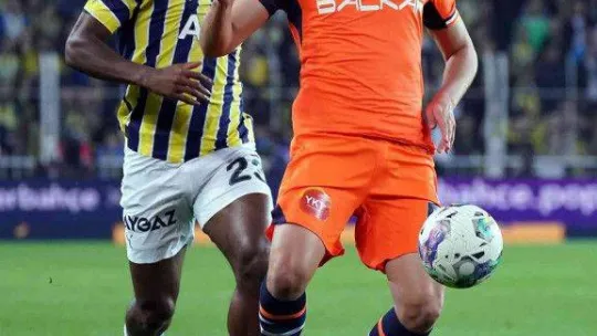Spor Toto Süper Lig: Fenerbahçe: 0 - Medipol Başakşehir: 0 (Maç devam ediyor)