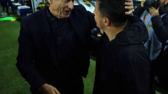 Spor Toto Süper Lig: Fenerbahçe: 0 - Medipol Başakşehir: 0 (Maç devam ediyor)