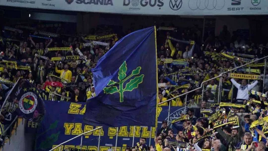 Spor Toto Süper Lig: Fenerbahçe: 0 - Medipol Başakşehir: 0 (Maç devam ediyor)