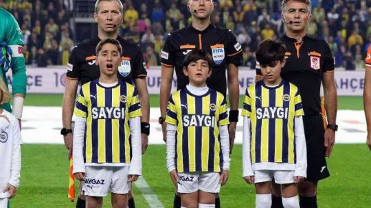 Spor Toto Süper Lig: Fenerbahçe: 0 - Medipol Başakşehir: 0 (Maç devam ediyor)