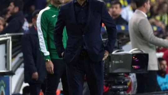 Spor Toto Süper Lig: Fenerbahçe: 0 - Medipol Başakşehir: 0 (İlk yarı)