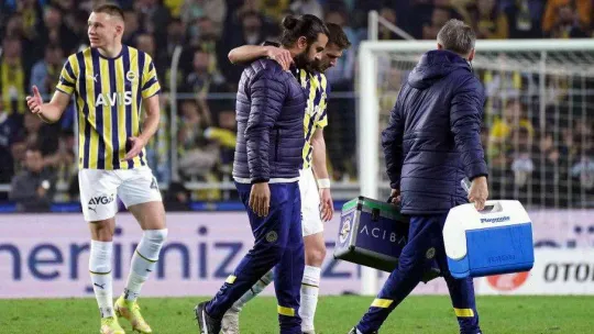 Spor Toto Süper Lig: Fenerbahçe: 1 - Medipol Başakşehir: 0 (Maç sonucu)